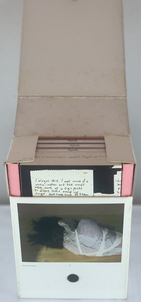 Bjork - Greatest Hits & Family Tree [Promocional] (6 CDs + VHS